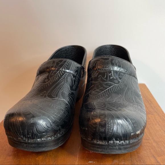 Dansko Textured Clogs - Picture 3 of 11